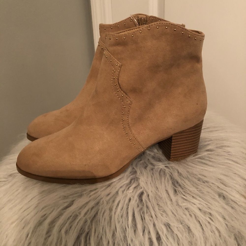 Loft Booties Western Style NEW - Picture 2 of 4